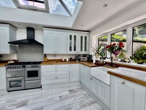 Photo 7- click for photo gallery